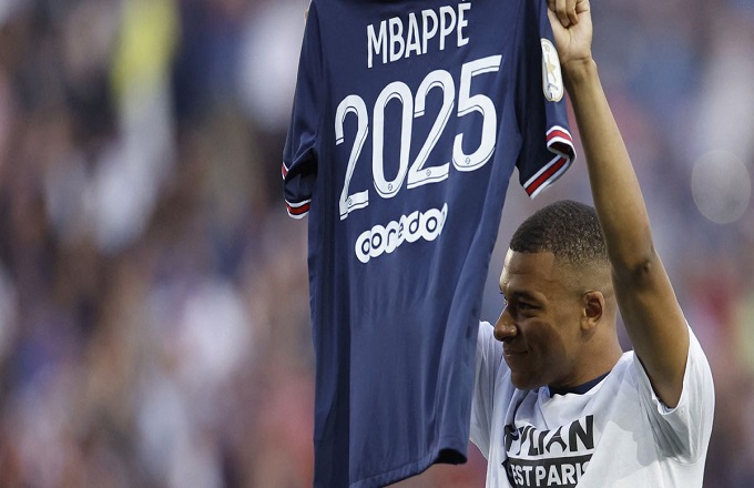 C’est officiel, Mbappé prolonge au PSG jusqu'en 2025