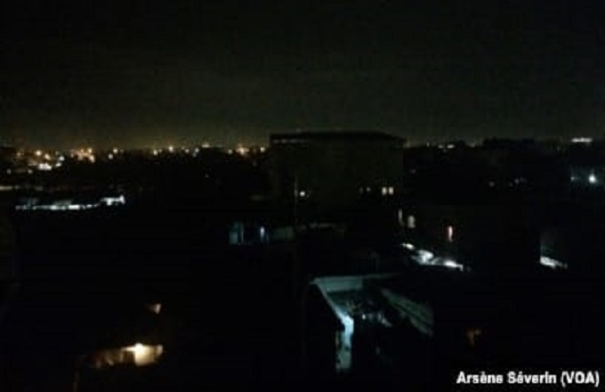 La ville de Brazzaville plongée dans le noir depuis vendredi : ça râle !