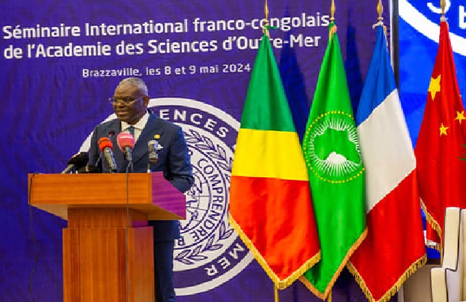 Congo – Primature : Anatole Collinet Makosso a clôturé les travaux du colloque sur la Chine et l’Afrique