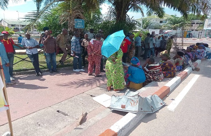 Les retraités de la Mairie de Brazzaville : Concert de casseroles pour réclamer des arriérés de pensions 