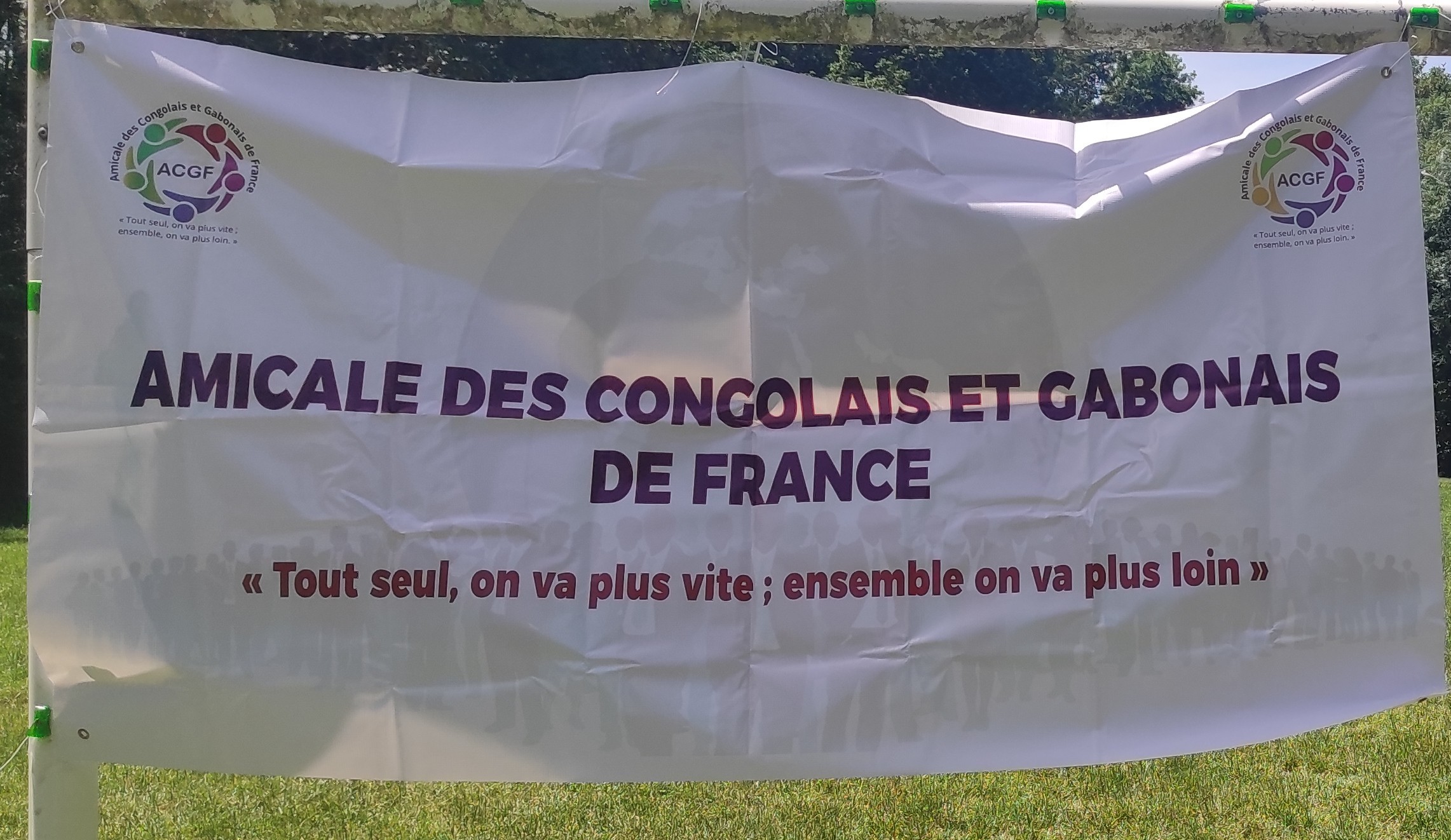 Melun : plus de 80 kg de déchets collectés, l'ACGF offre une nouvelle jeunesse au parc de Spelthorne