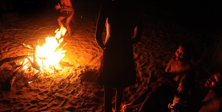 Mayoko-Mbinda : Quand les flammes s’éteignent, les souvenirs s’embrasent 