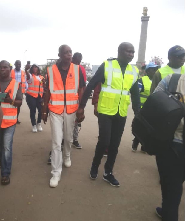 Pointe-Noire : Brice Itoua déclare la guerre aux ordures, elles n'ont qu'à bien se tenir !