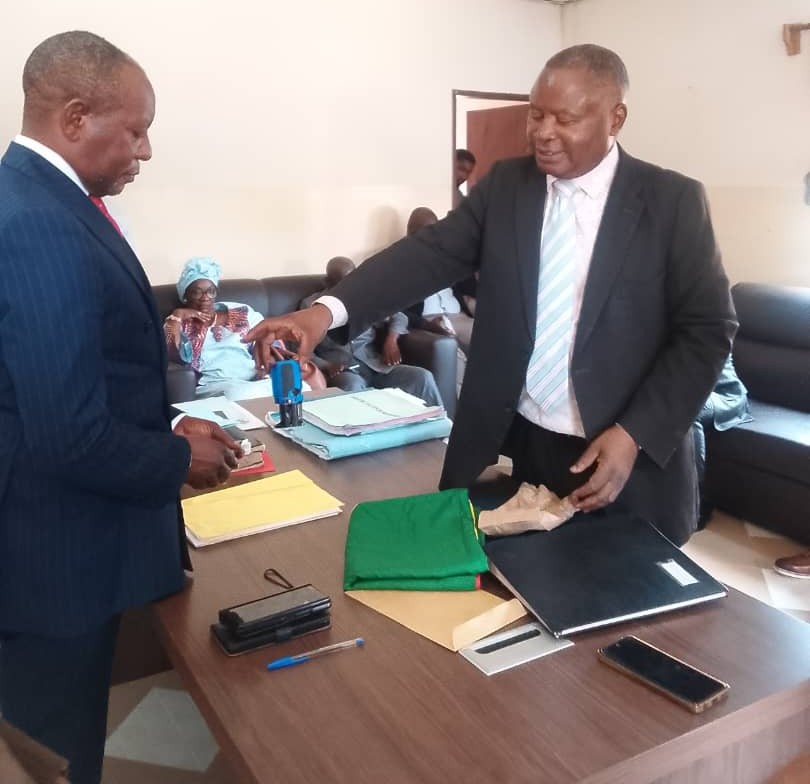 Hinda : Émile Mabioko Boukala prend officiellement les commandes de la sous-préfecture