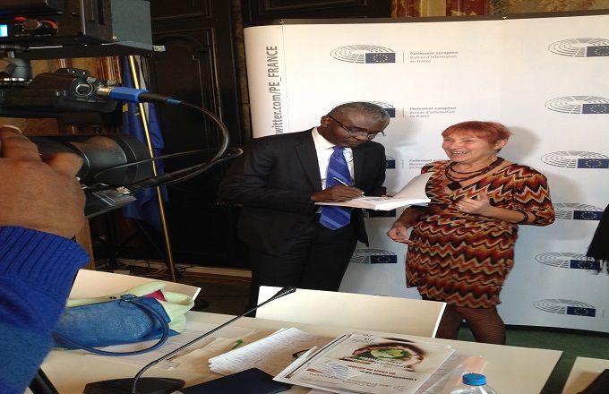  Dr Michel Innocent PEYA face à la Communauté internationale et la Diaspora congolaise de France
